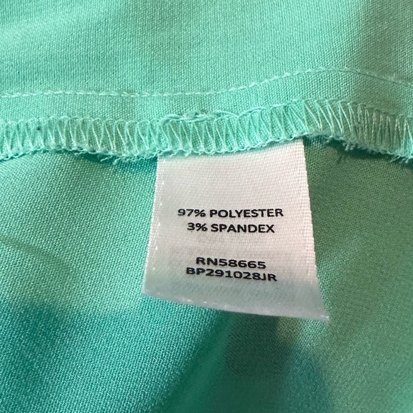Frenchi Mint Green Sheer Sleeveless Blouse - Picture 4 of 4